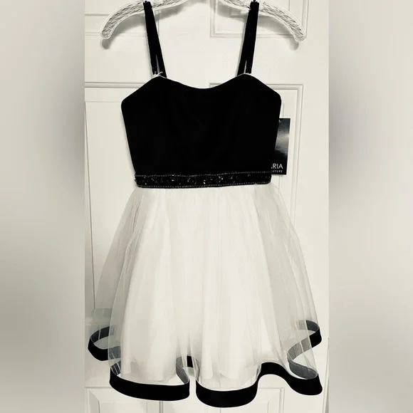 green emerald velvet dress Elegant Baby Girls Black and White Gradient Pearl Princess Dress Toddler Prom Dress, Black / 4-5 Years (120cm)